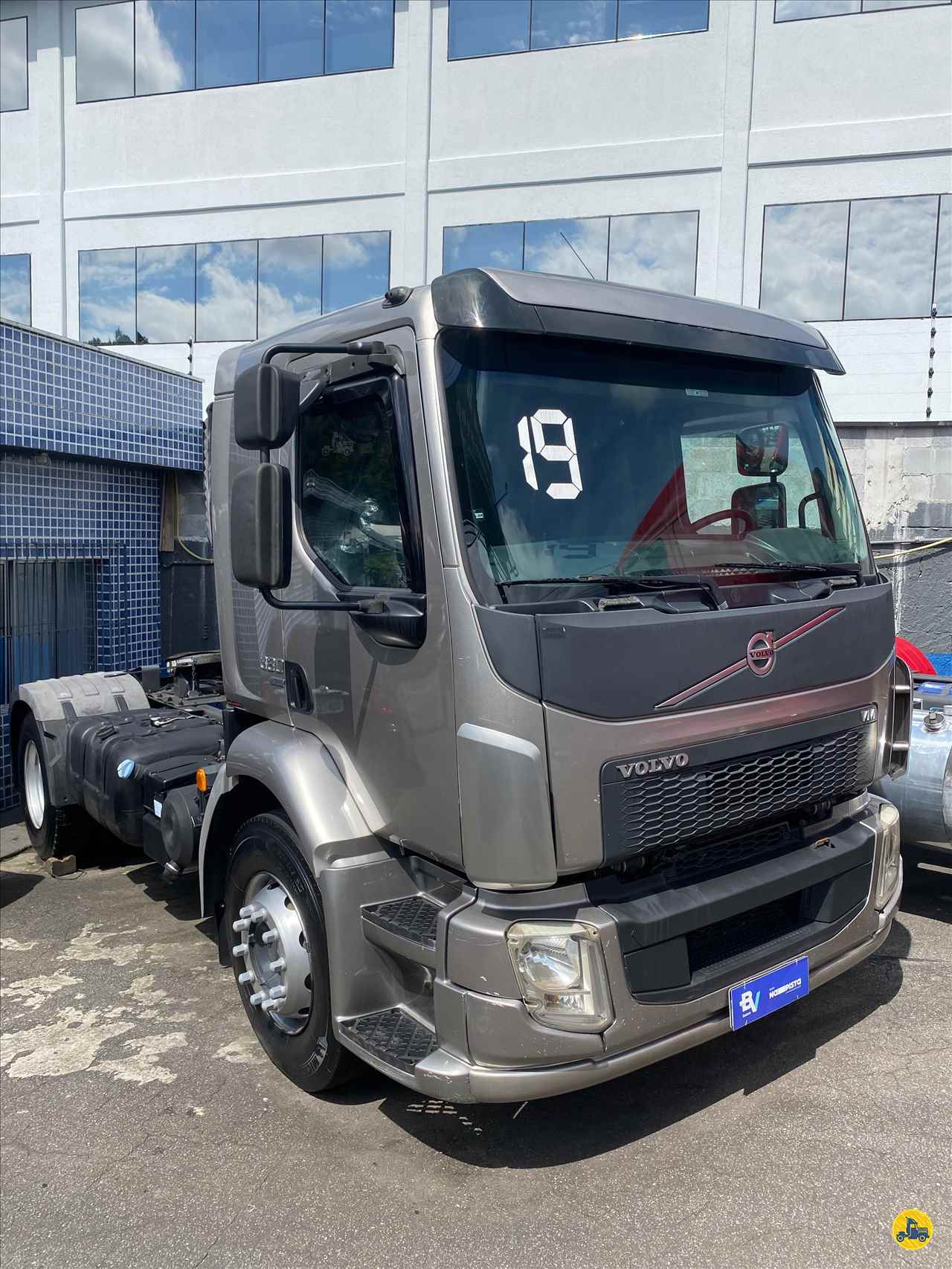 CAMINHAO VOLVO VOLVO VM 330 Cavalo Mecânico Cavalo 4x2 Rogério Caminhões SAO BERNARDO DO CAMPO SÃO PAULO SP